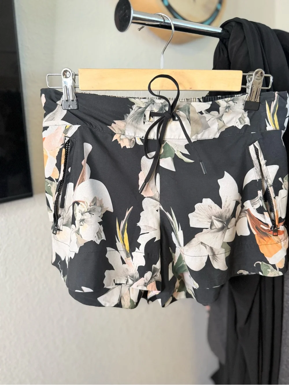 Athleta drawstring athletic